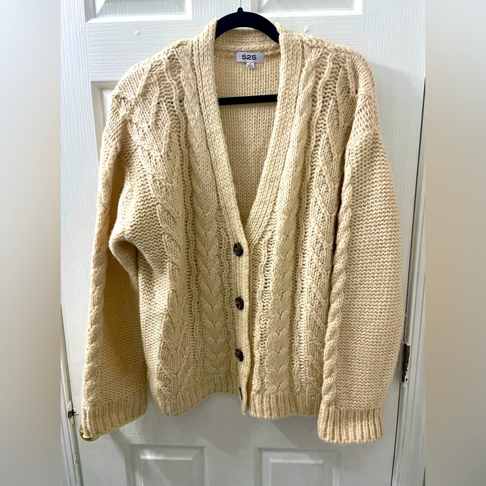 525 cable knit cardigan